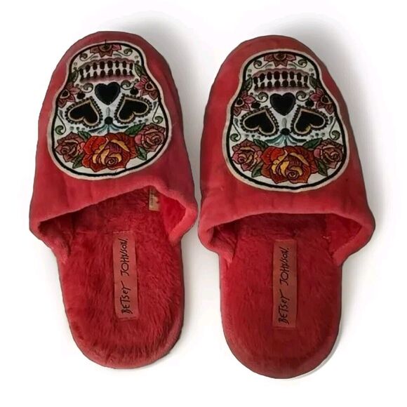 Betsey Johnson Sugar Skull Roses Pink Padded Velvet Slippers Sz 5-6 Ex Small - Picture 2 of 7